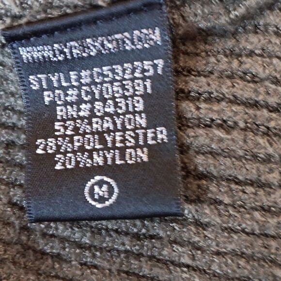 Cyrus Olive Sweater - Picture 8 of 10